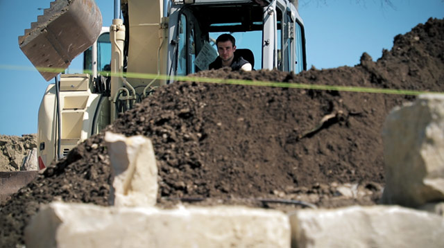 Augenmaß und Gefühl für das Detail: Die Arbeit im Bagger