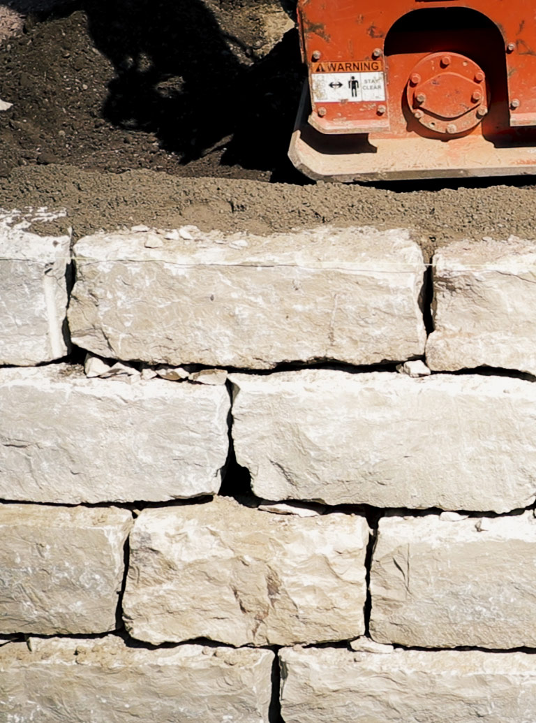 Wände und Mauern: Funktionale Lösung mit Stützwinkeln oder